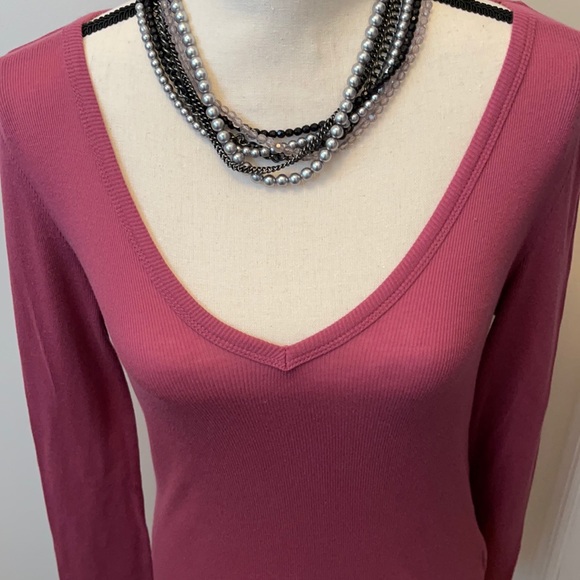 Halogen Ribbed V-Neck Tee - Picture 4 of 15